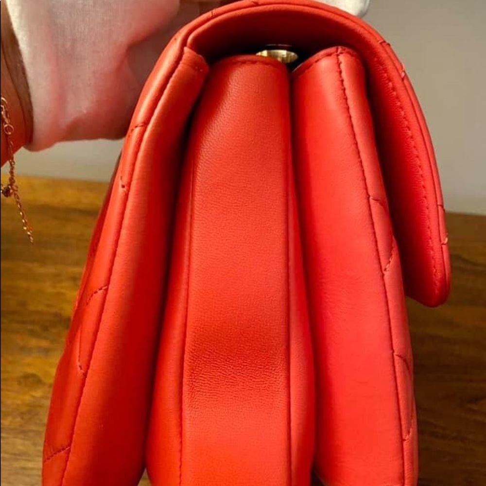 Trendy CCTop HandleFlap BagRed/Coral Lambskin LGHW - Picture 5 of 11